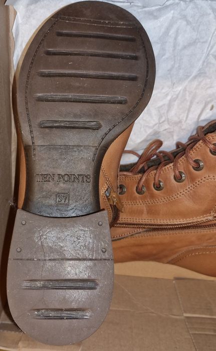 Нови обувки Pandora 37 номер-естествена кожа