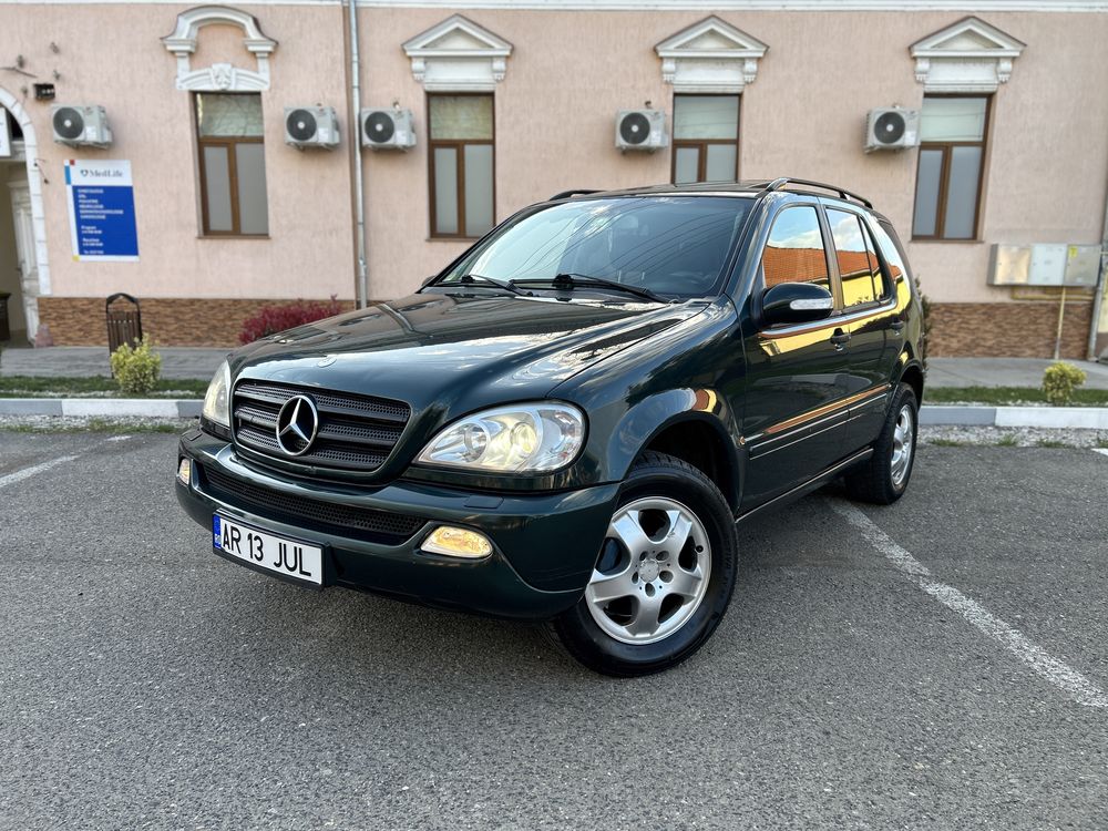 Mercedes ML 270 CDI 163 Cp 4x4 Trapă/Piele