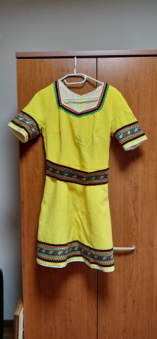 Стилизирана народна носия