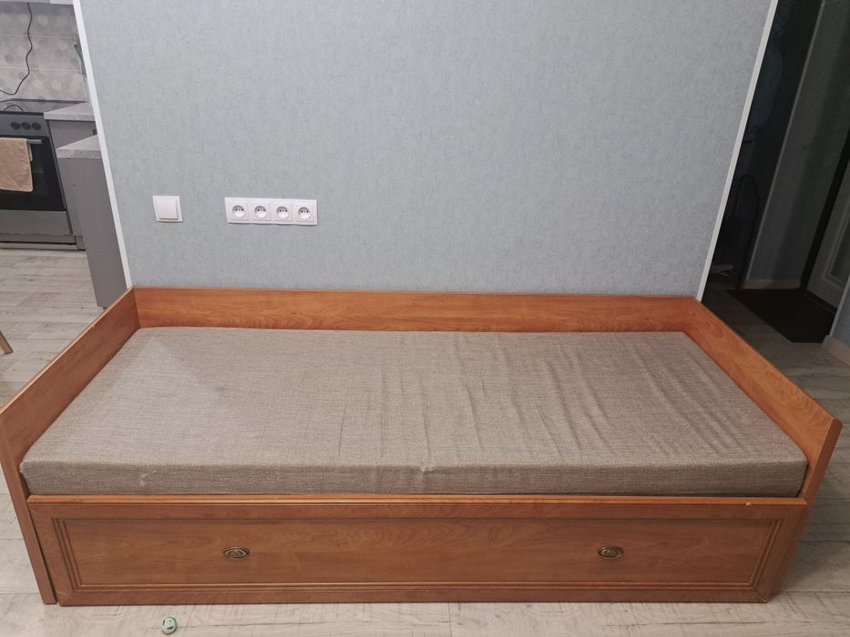 Диван раздвижной