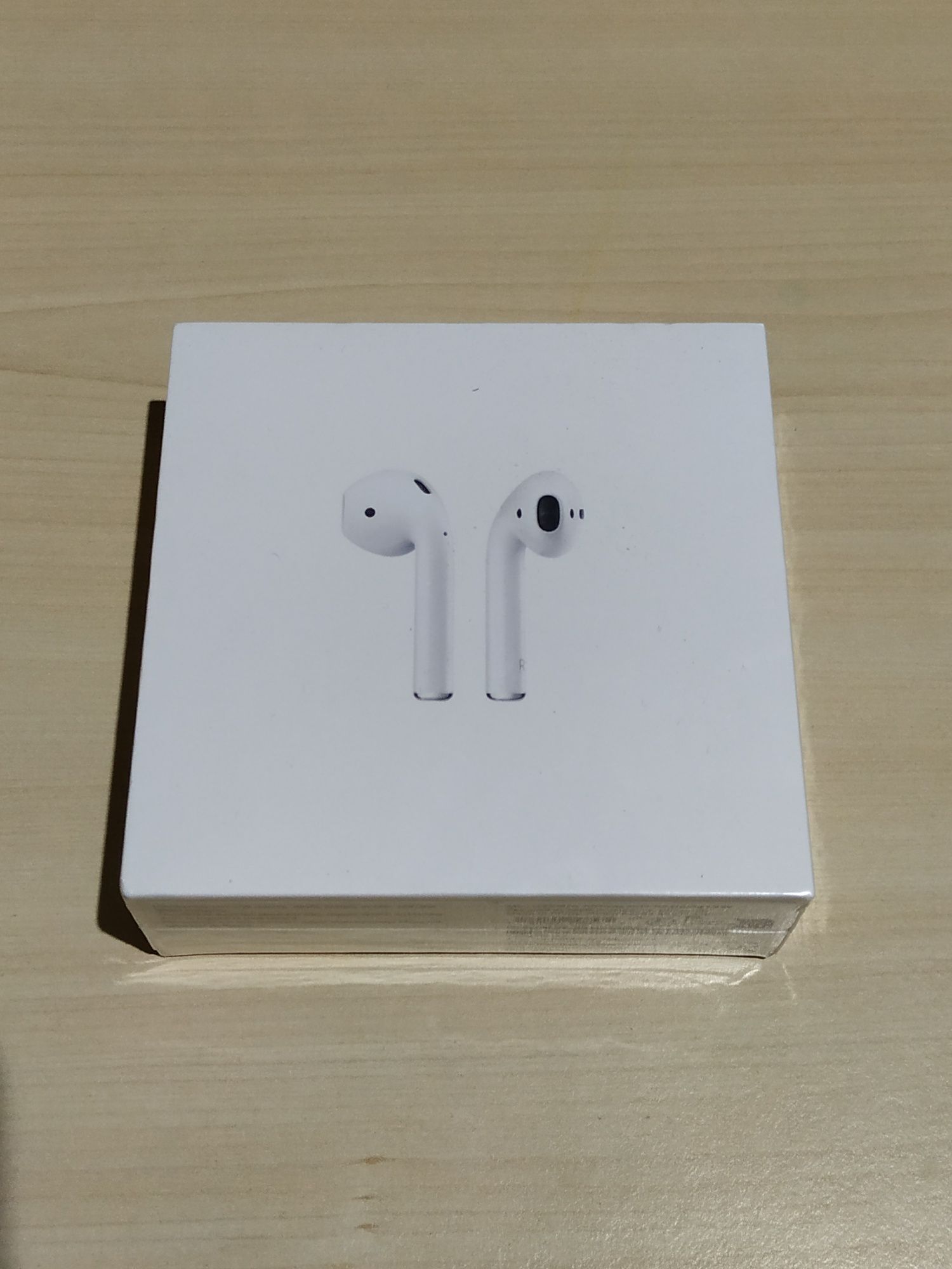 Apple Airpods 2 With Charging Case A2031 A1602