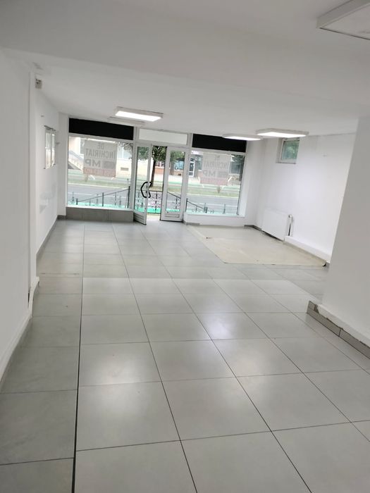 Spatiu comercial de Inchiriat