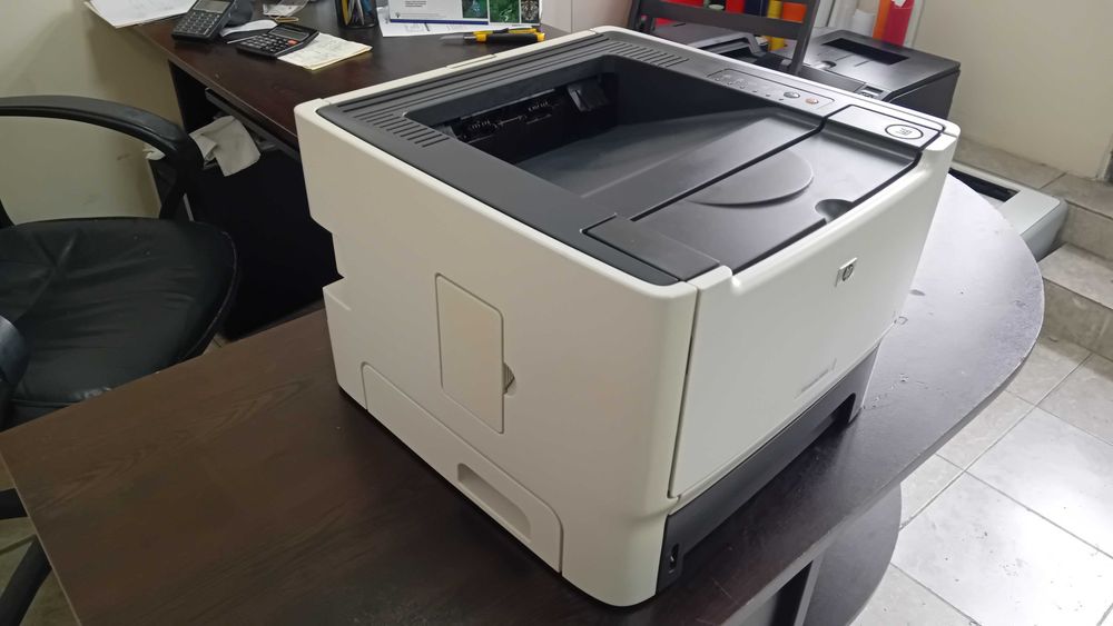 Отличен!!! Лазерен принтер HP LaserJet 2015 на малко копия!