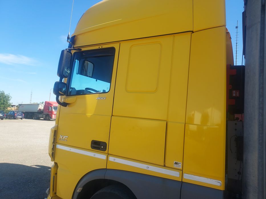 Daf  xf 460  euro 6 mega space cabine  si  semiremorca prelata schmitz