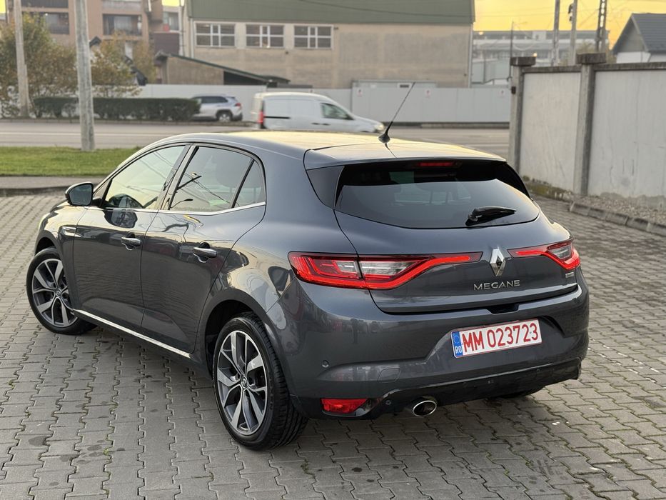 Renault Megane Bose /Navigatie mare/ Full Led/Park assist/ camera/Acc