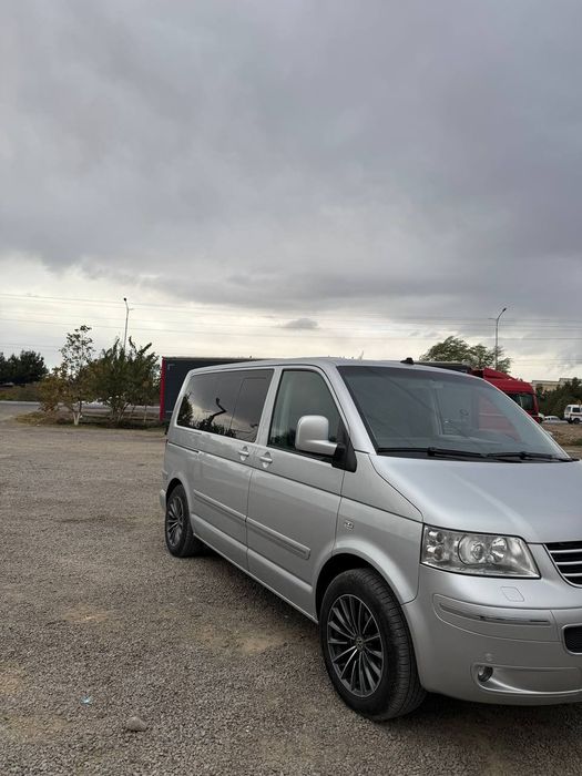 Volkswagen T5 Sotiladi