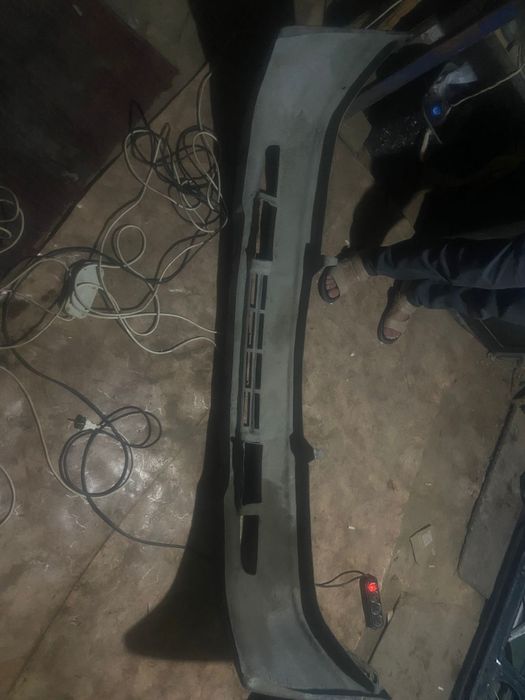 Бампер w202 Мерседес