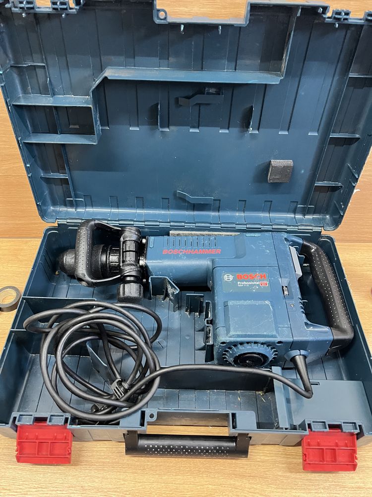 Ciocan Demolator bosch GSH 11E