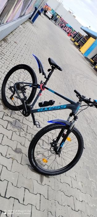 Vand bicicleta sau schimb