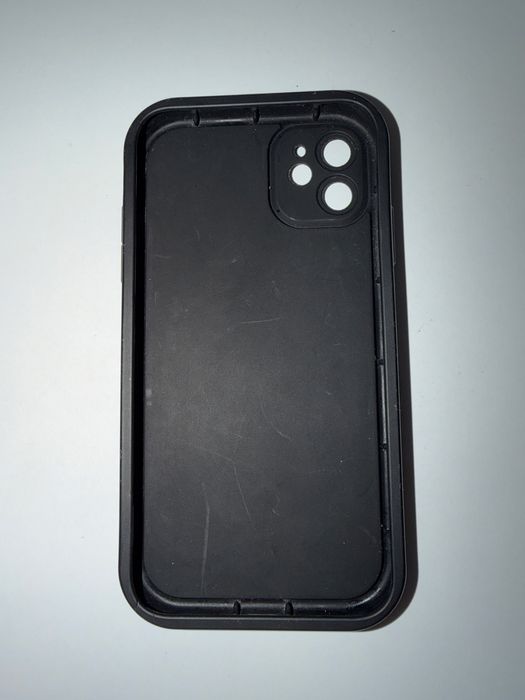Калъф за iphone 11 чисто нов!