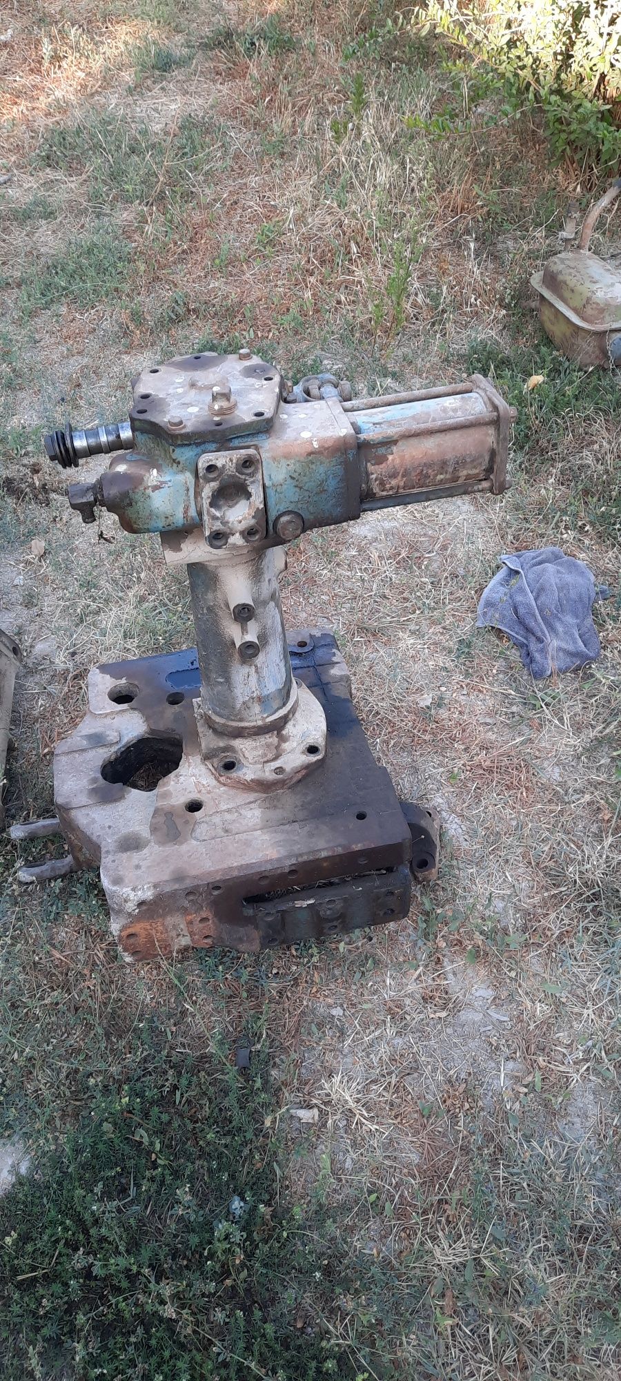 T28 traktorni zabchaslari