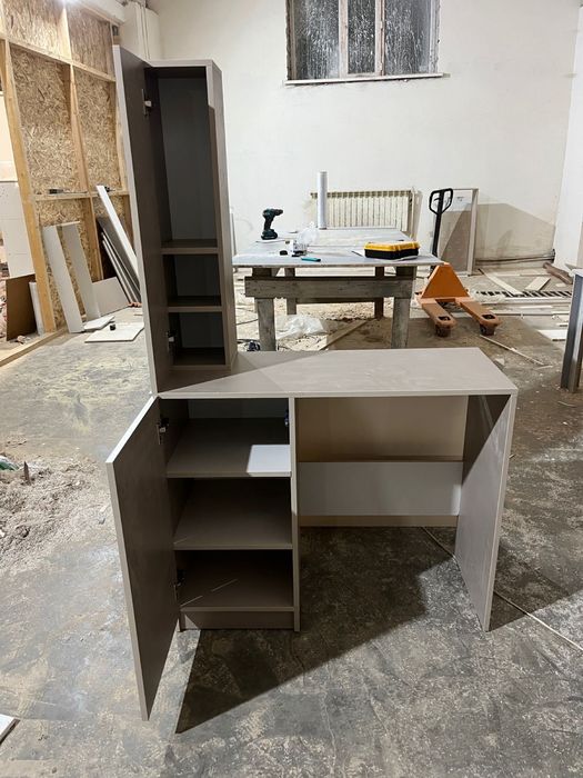 Туалетный столик новый колданылмаган