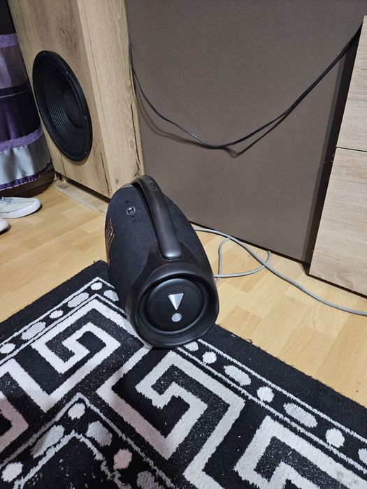 Jbl boombox 3 cu acumulator noua