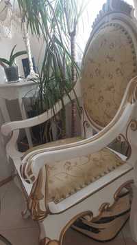Дървен стол масив - бял