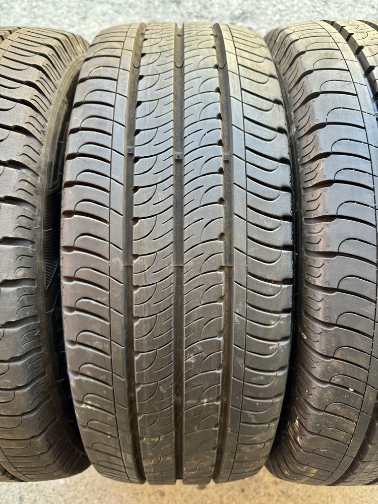 4 броя Летни Гуми 215/65/15С 104/102Т GOOD YEAR ДОТ:1222