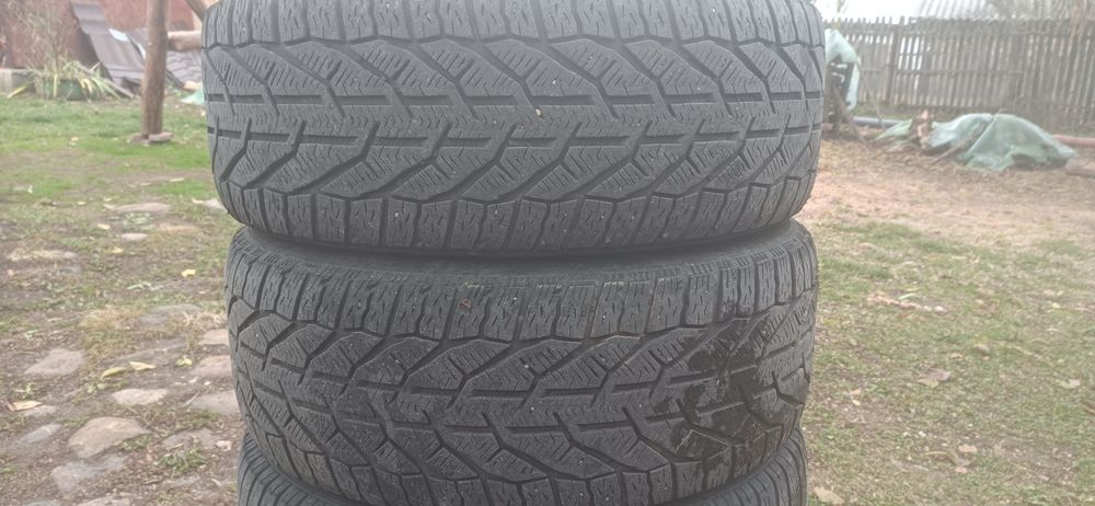 Jante BMW aliaj R17 +cauciucuri iarna