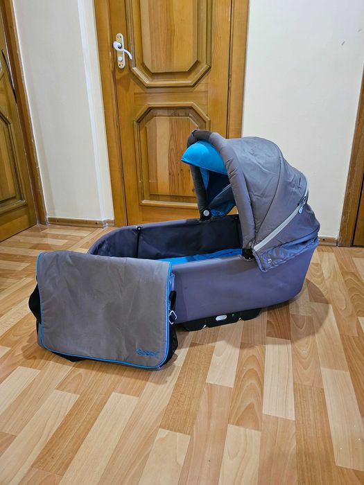 Продам коляску-трансформер