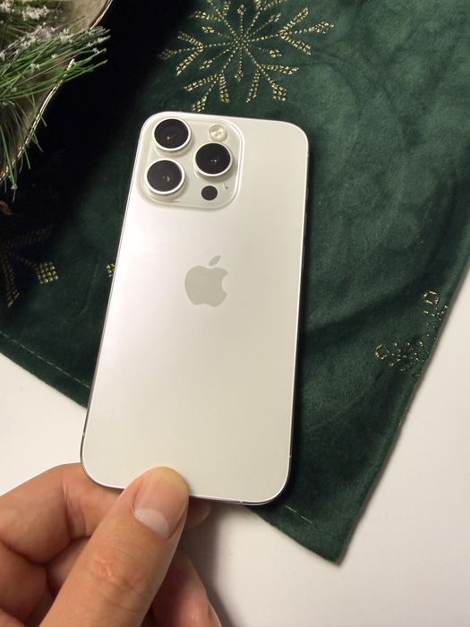 Iphone 15 Pro,nici o urma de uzura,nefolosit !