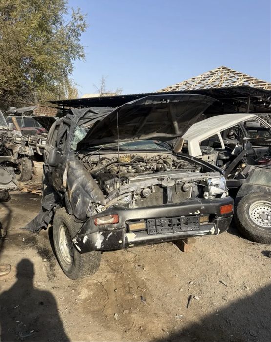 Toyota 4runner 185 кузов разбор 2.7