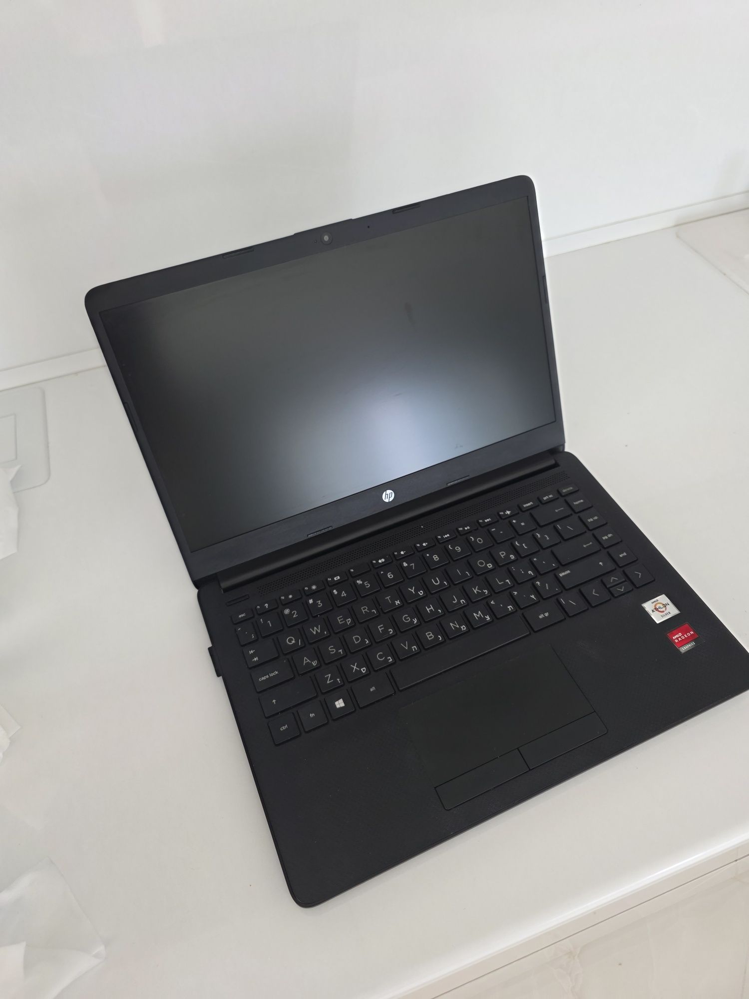 Лаптоп HP 14-dk100nj 14".