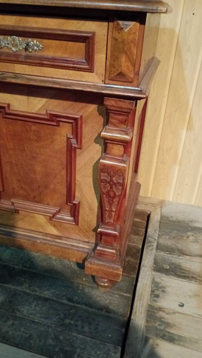 Comoda lemn +Furnir .