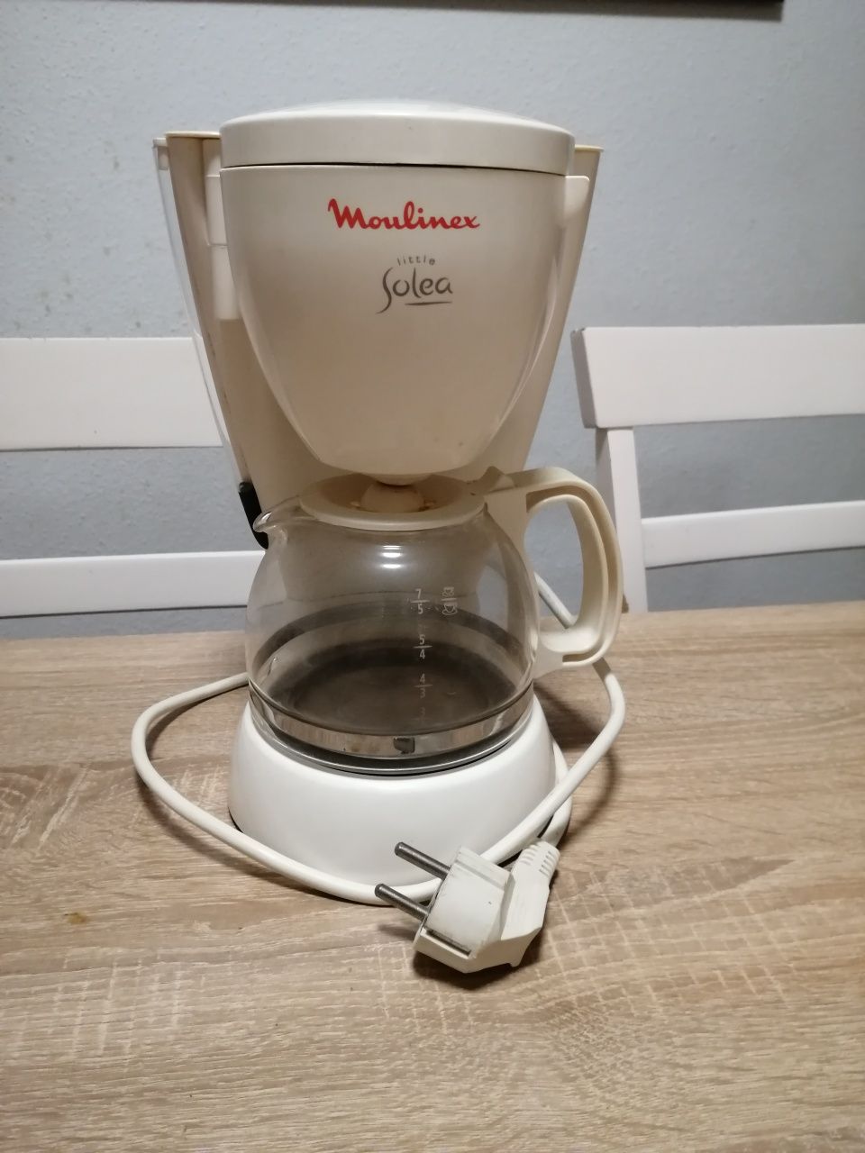 Cafetiera, filtru de cafea Moulinex de dimensiuni mici