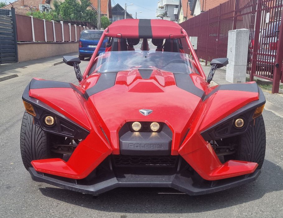 Polaris Slingshot 2.4i 170CP An 2017 km 31 mii Variante +/- Dif 
Motor