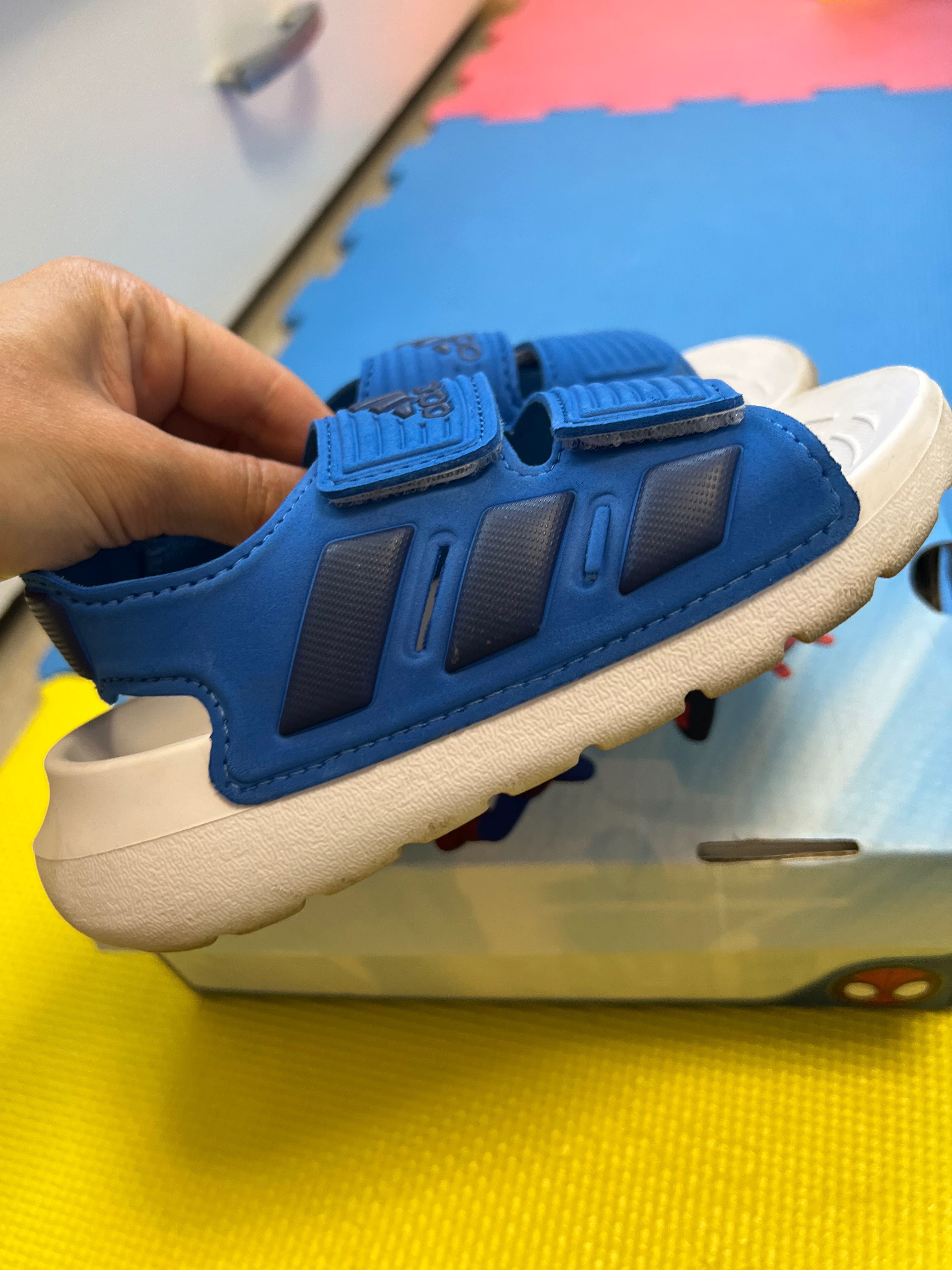 Детски сандали Adidas - размер 27