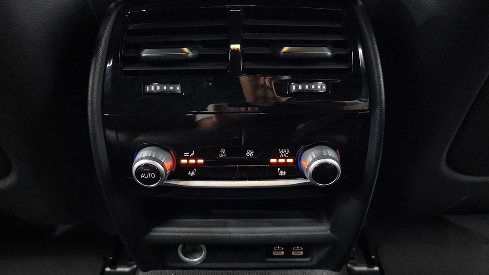 BMW 5-Series 523d M Sport   22