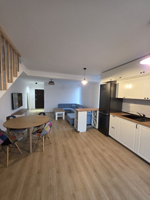 Casa tip triplex, Otopeni, Strada 1 Mai