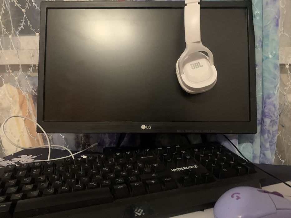 Обменяю компьютер на айфон или на хороший флагман