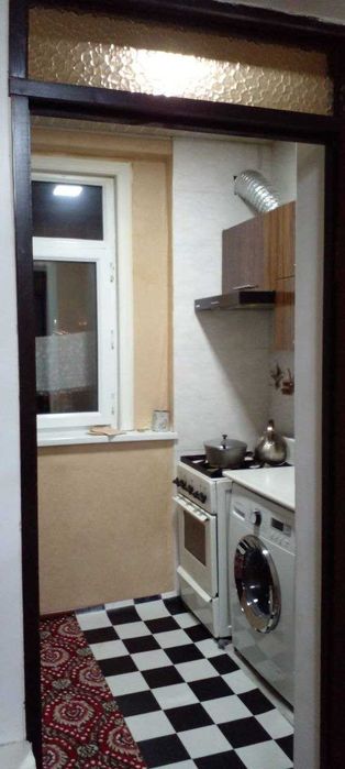 СУПЕР ЛОКАЦИЯ!Тахтапул 2 хона 3-этаж, 60м2 квартира ШОШИЛИНЧ сотилади!