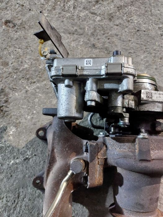 Turbina cu galerie evacuare Motor N47 143CP BMW F20 xy