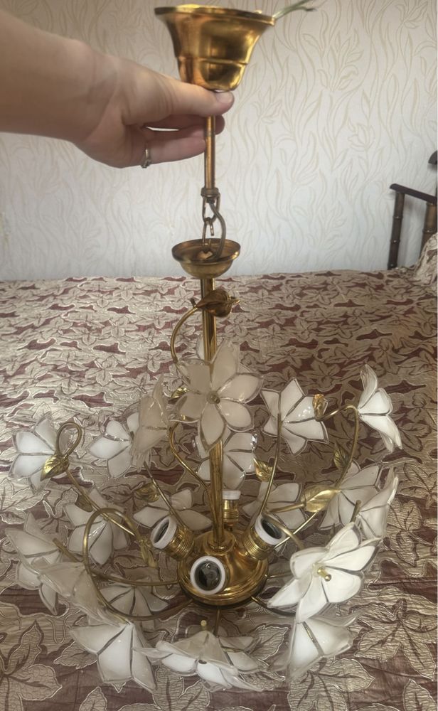 Потолочная люстра