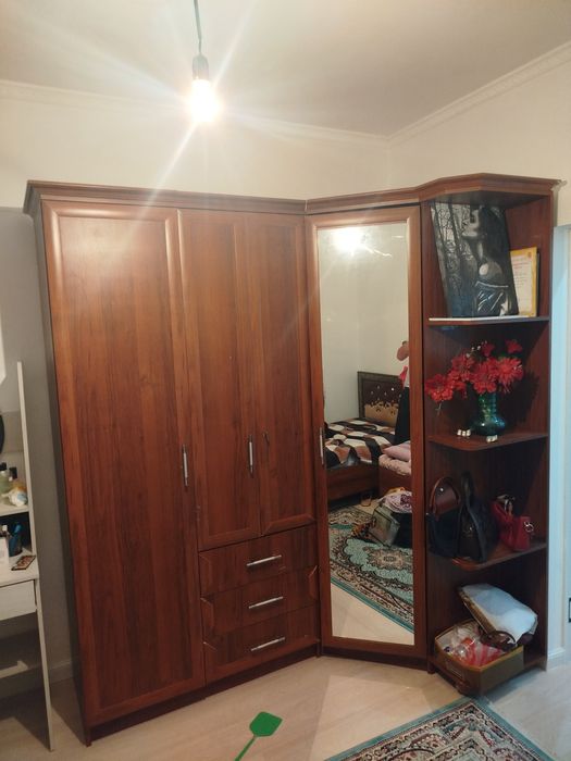 Шкаф,шифонер  угловой