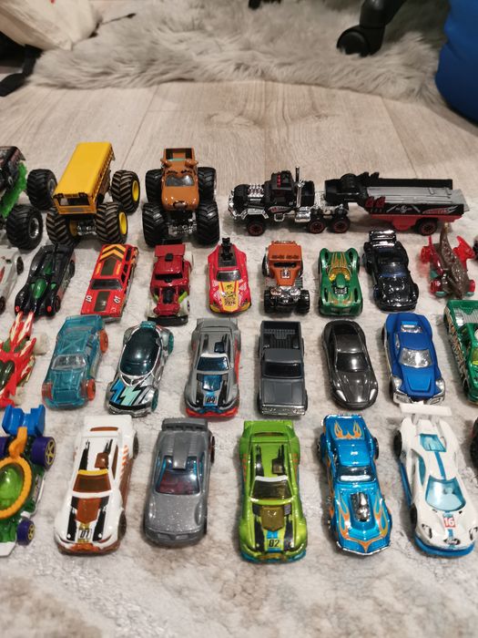 Колички Hot Wheels