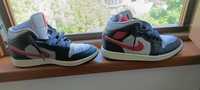 NIKE Air Jordan 1 Mid marimea 39