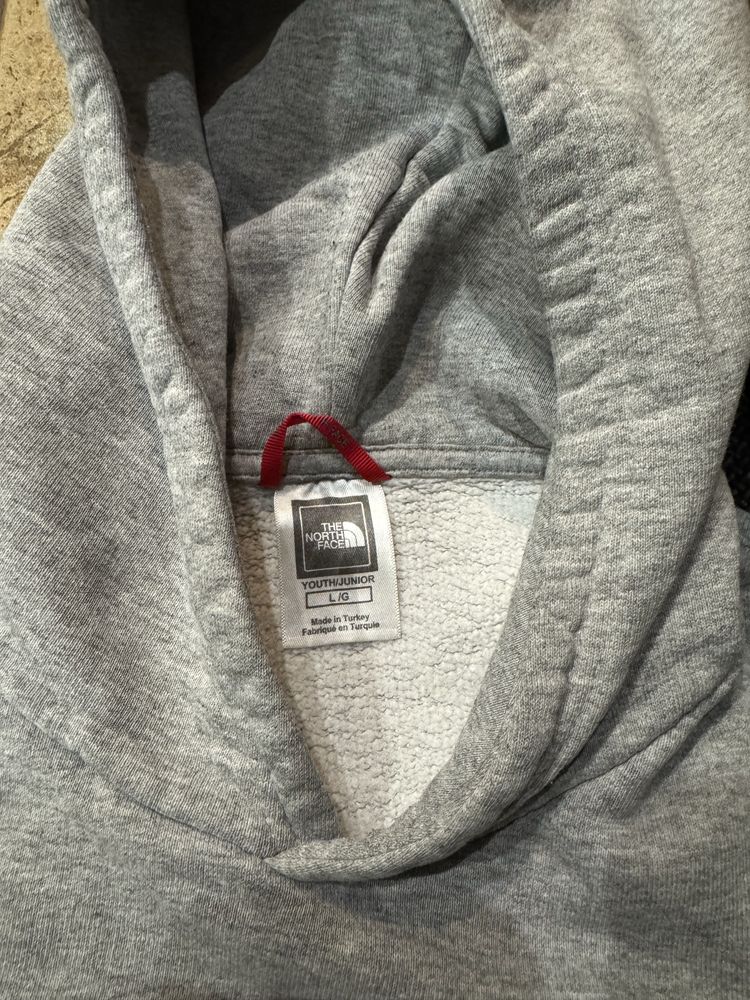 Слитчер the north face; Пуловер