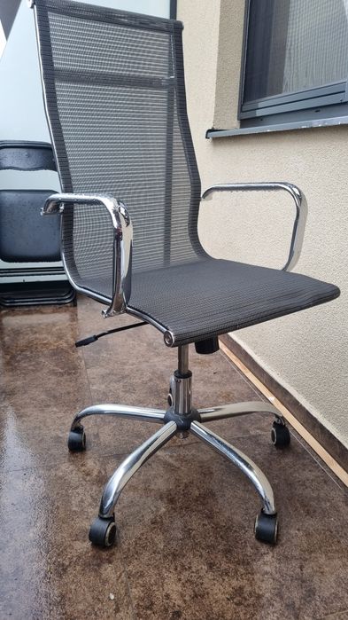 Scaun Birou ca si Nou