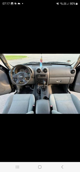 Jeep Cherokee Autoutilitara