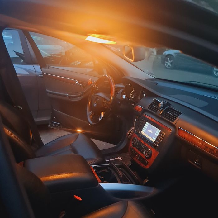 Продавам Mercedes Benz R class w 251