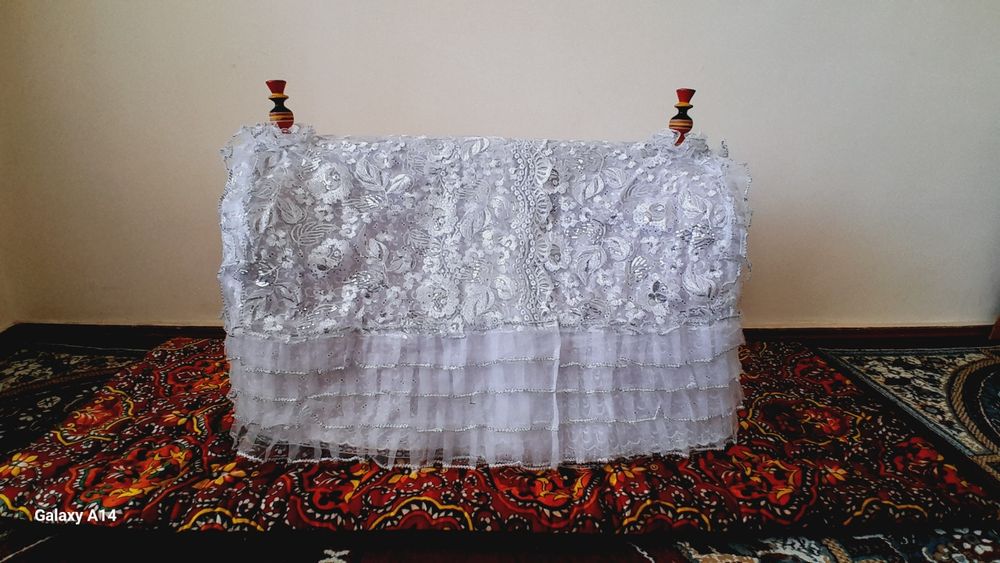 Beshik sotiladi. Srocha.