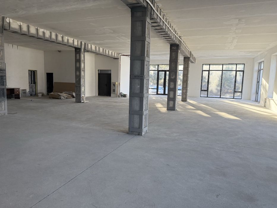 Сдаётся в аренду помешение 350м2 в Юнус Абадском районе