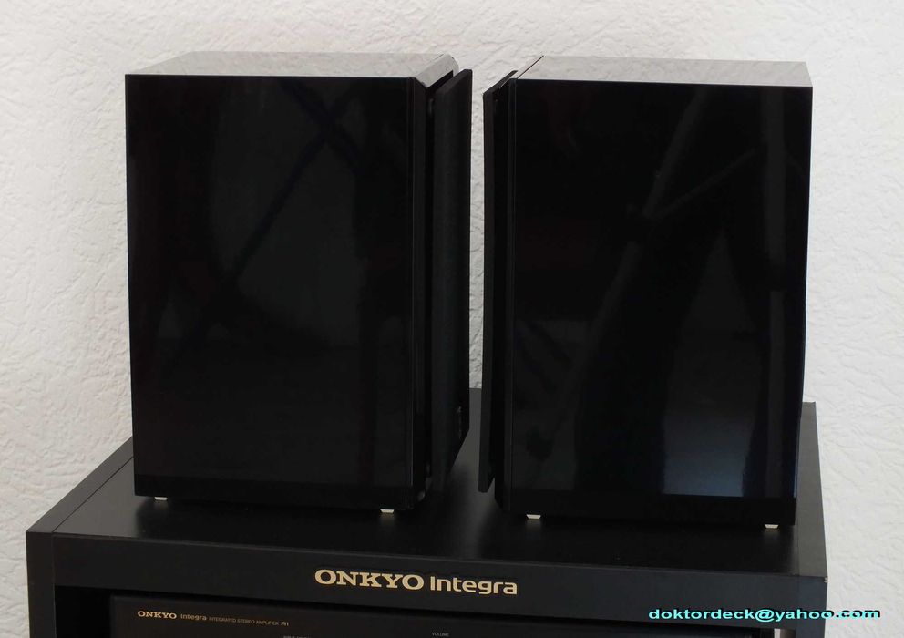 linie Yamaha RX-E400, CDX-E400, NX-E400 cu tel. originala