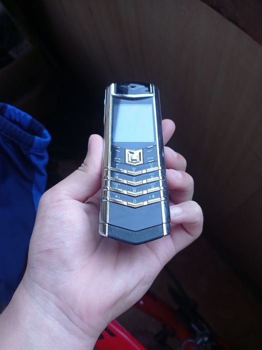 Vertu S design верту