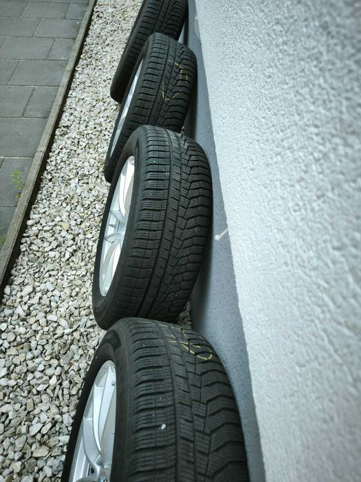 Set 4 Roti - Jante Originale BMW pe 18” +Anvelope iarnă Hankook Winter