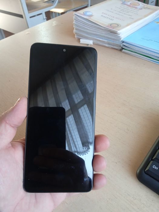 Redmi not 13 8+8/128 gb sotiladi