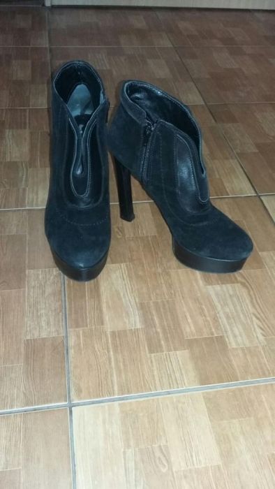 Botine piele in stare bună