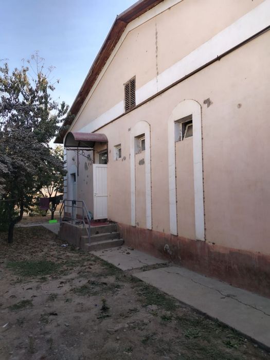 Уй ижарага берилади Аль- Бухорийдан