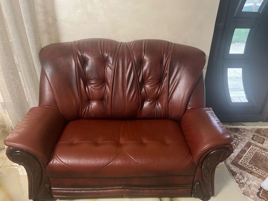 Vând set de 2 canapele